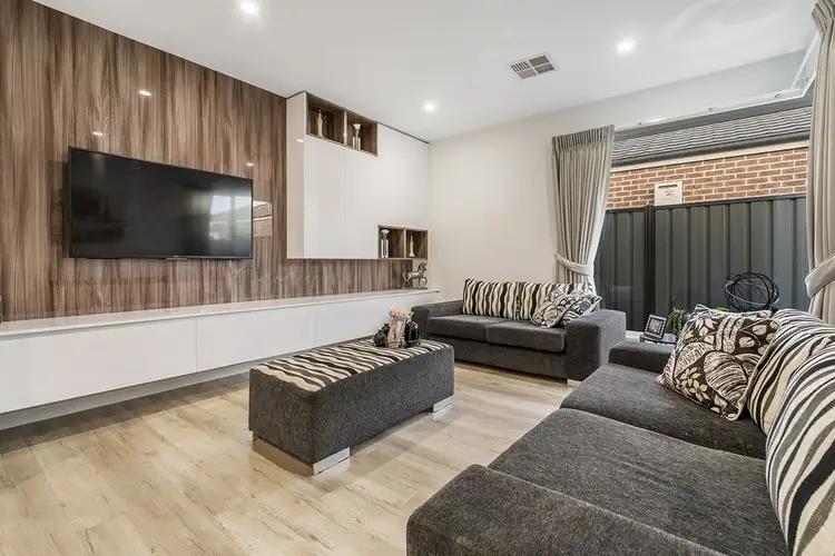 Fifth view of Homely house listing, 62 Streamside Drive, Craigieburn VIC 3064