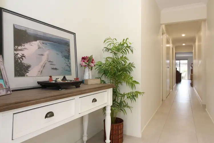 Second view of Homely other listing, 1/11 Snowden Crescent, Willow Vale QLD 4209