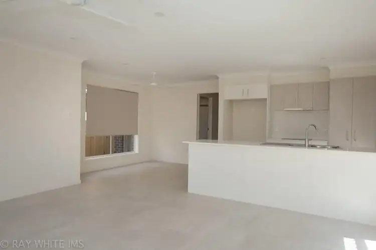 Fourth view of Homely other listing, 1/11 Snowden Crescent, Willow Vale QLD 4209