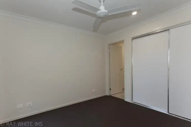 Fifth view of Homely other listing, 1/11 Snowden Crescent, Willow Vale QLD 4209