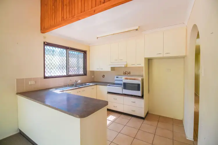 Sixth view of Homely house listing, 2 Tarana Avenue, Thagoona QLD 4306
