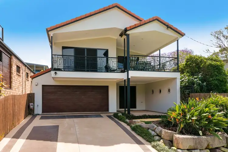 8 O'Connell Parade, Wellington Point QLD 4160