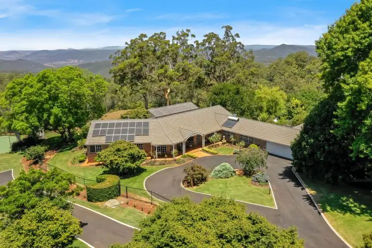 10 Flagstone Creek Road, Middle Ridge QLD 4350