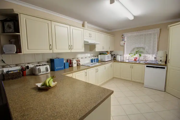 Second view of Homely house listing, 3 Ian Drive, Paringa SA 5340