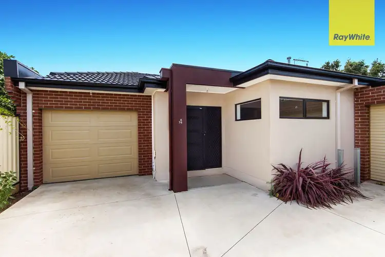 Main view of Homely unit listing, 2/74 Andrew Road, St Albans VIC 3021