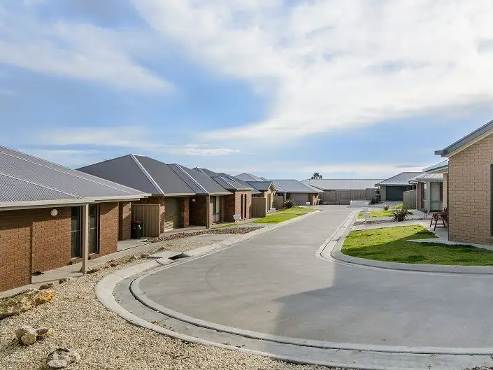 Main view of Homely unit listing, 4/14 Bailey Street, Mount Gambier SA 5290
