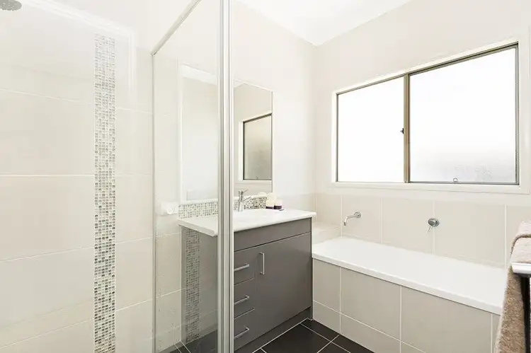 Fifth view of Homely house listing, 33 Tamar Circuit, North Lakes QLD 4509