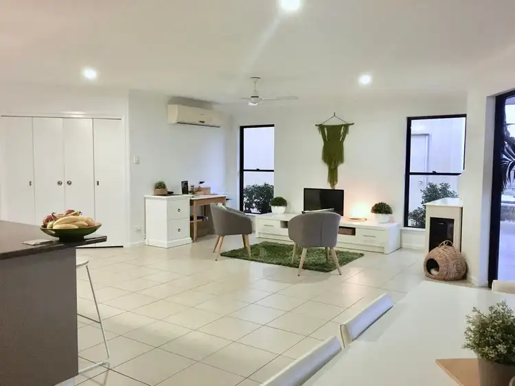 Second view of Homely house listing, 6 Franklin Close, Marian QLD 4753