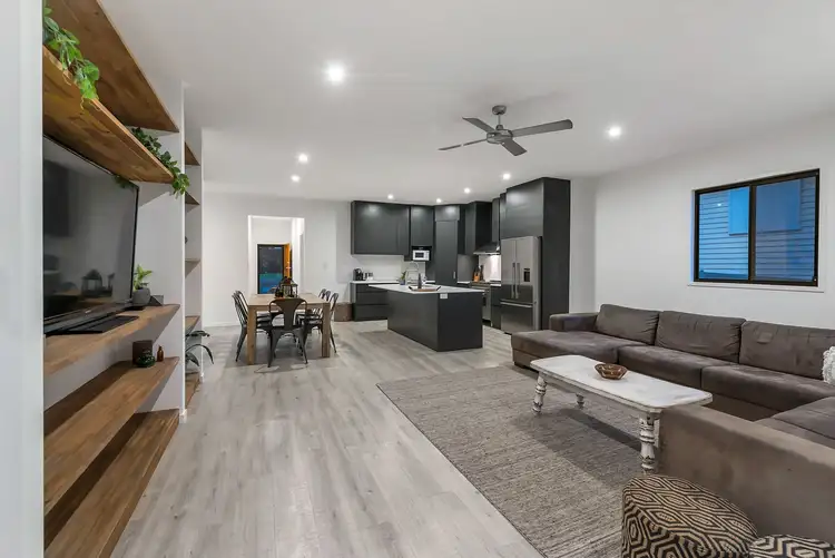 343 Rode Road, Wavell Heights QLD 4012