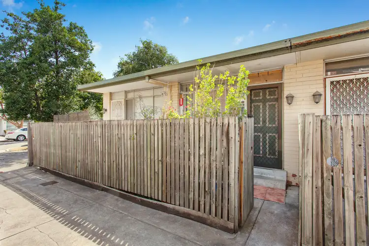 2/9 Sydney Street, Murrumbeena VIC 3163