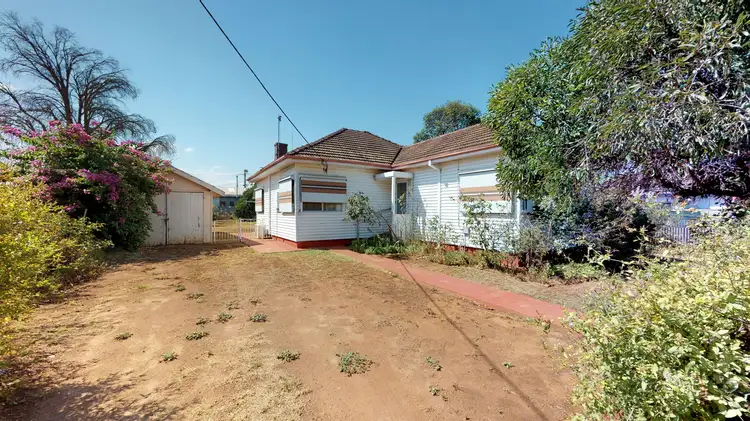 1 Howard Avenue, Dubbo NSW 2830