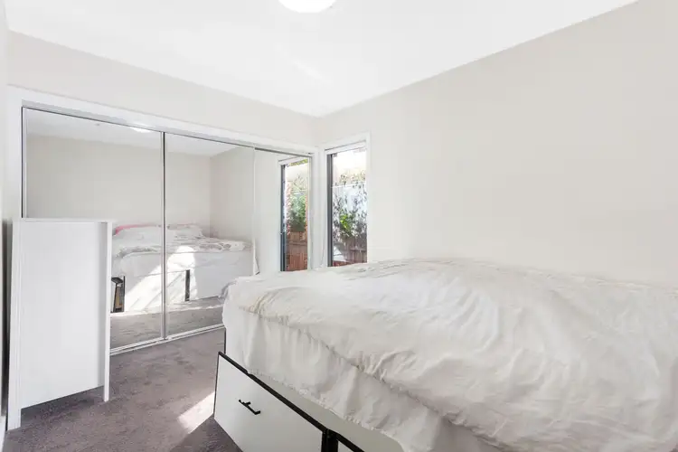 Fifth view of Homely apartment listing, 2/35 Rosstown Road, Carnegie VIC 3163