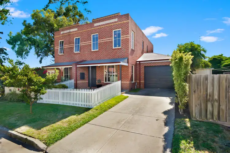 13a Fore Street, Lake Wendouree VIC 3350