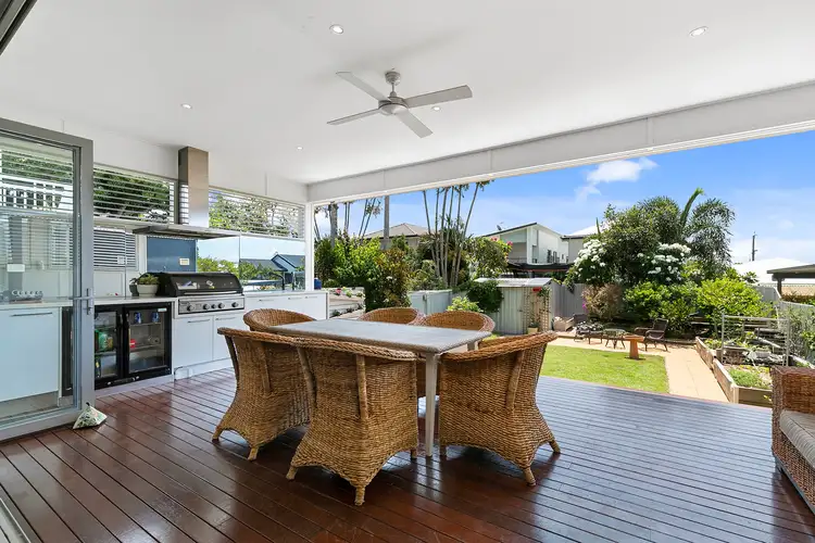37 Cedar Street, Wynnum QLD 4178