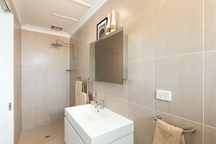 Sixth view of Homely unit listing, 3/19 Alexandra Street, Balmoral QLD 4171