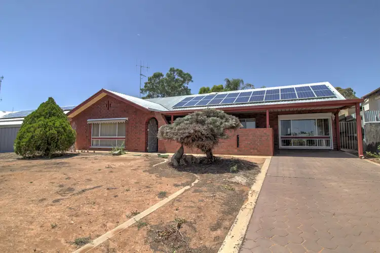 11 Hague Street, Barmera SA 5345
