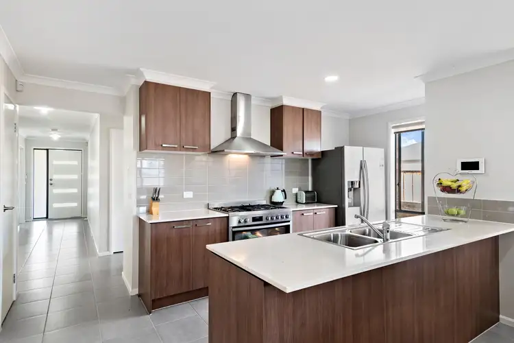 Fifth view of Homely house listing, 37 Silverwood Drive, Mernda VIC 3754