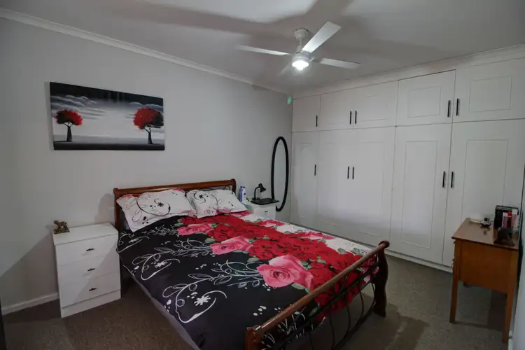 Fifth view of Homely house listing, 2 Napier Court, Berri SA 5343