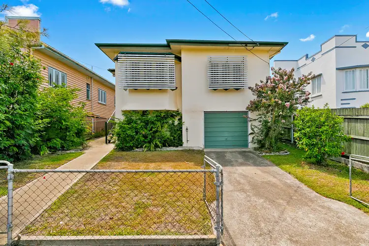 92 Cedar Street, Greenslopes QLD 4120