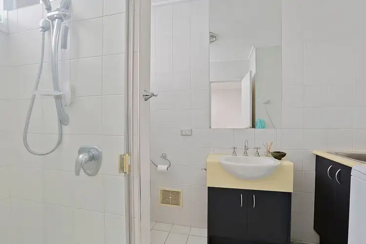 Sixth view of Homely house listing, 8/4 Fitzroy Street, Geelong VIC 3220