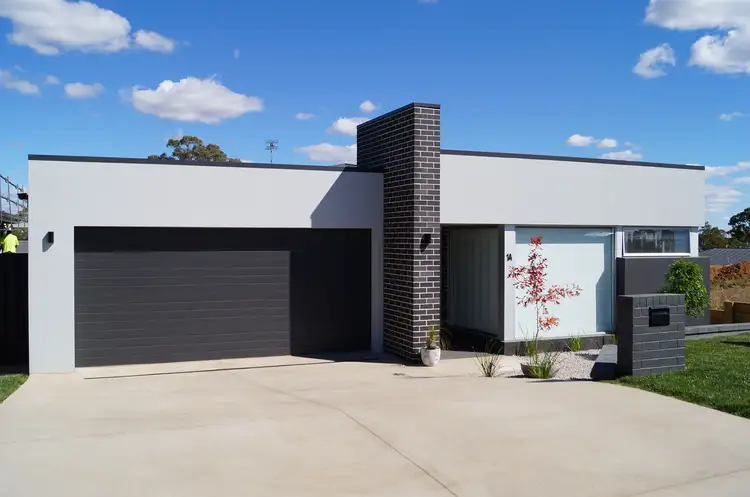 1a Stevenson Way, Orange NSW 2800