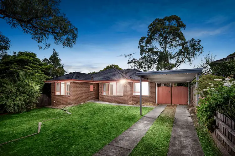 50 Dunvegan Crescent, Macleod VIC 3085