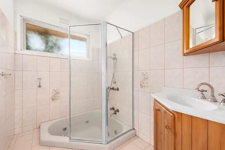 Sixth view of Homely house listing, 50 Dunvegan Crescent, Macleod VIC 3085