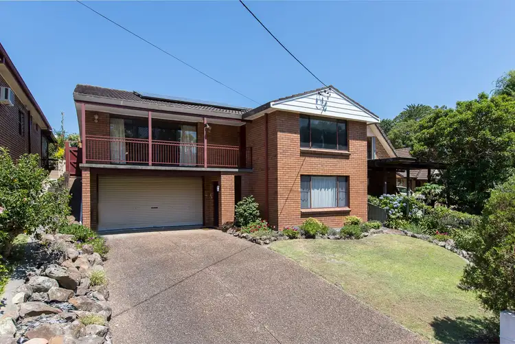 Main view of Homely house listing, 18 Parkview Avenue, Kahibah NSW 2290