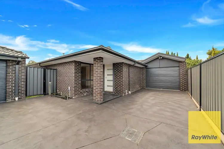 3/8 Redwood Drive, Hoppers Crossing VIC 3029