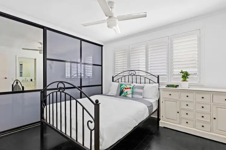 Main view of Homely unit listing, 5/12 Rosewood Avenue, Broadbeach QLD 4218