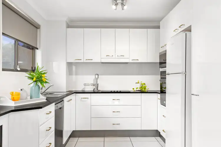 Sixth view of Homely unit listing, 5/12 Rosewood Avenue, Broadbeach QLD 4218