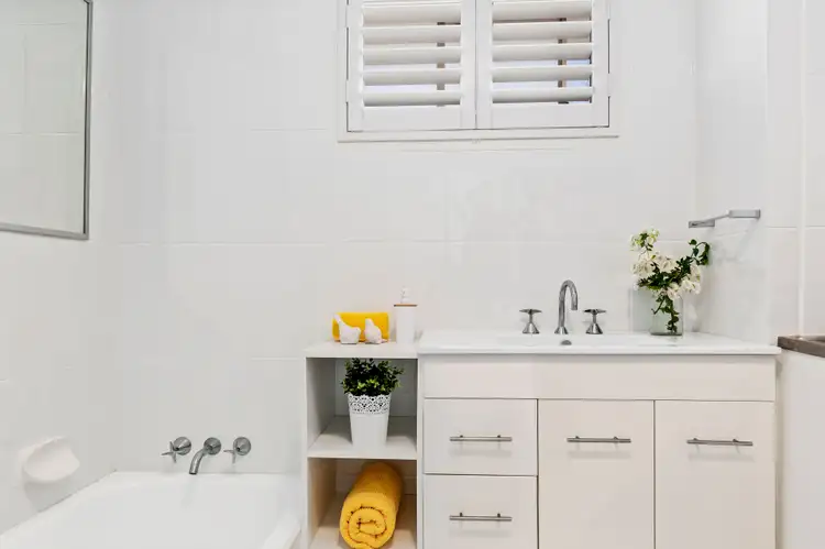 Seventh view of Homely unit listing, 5/12 Rosewood Avenue, Broadbeach QLD 4218