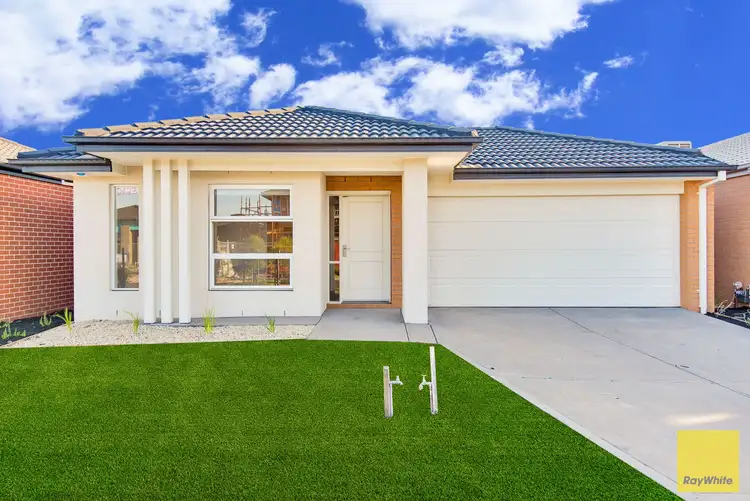 Second view of Homely house listing, 33 Rapa Drive, Tarneit VIC 3029