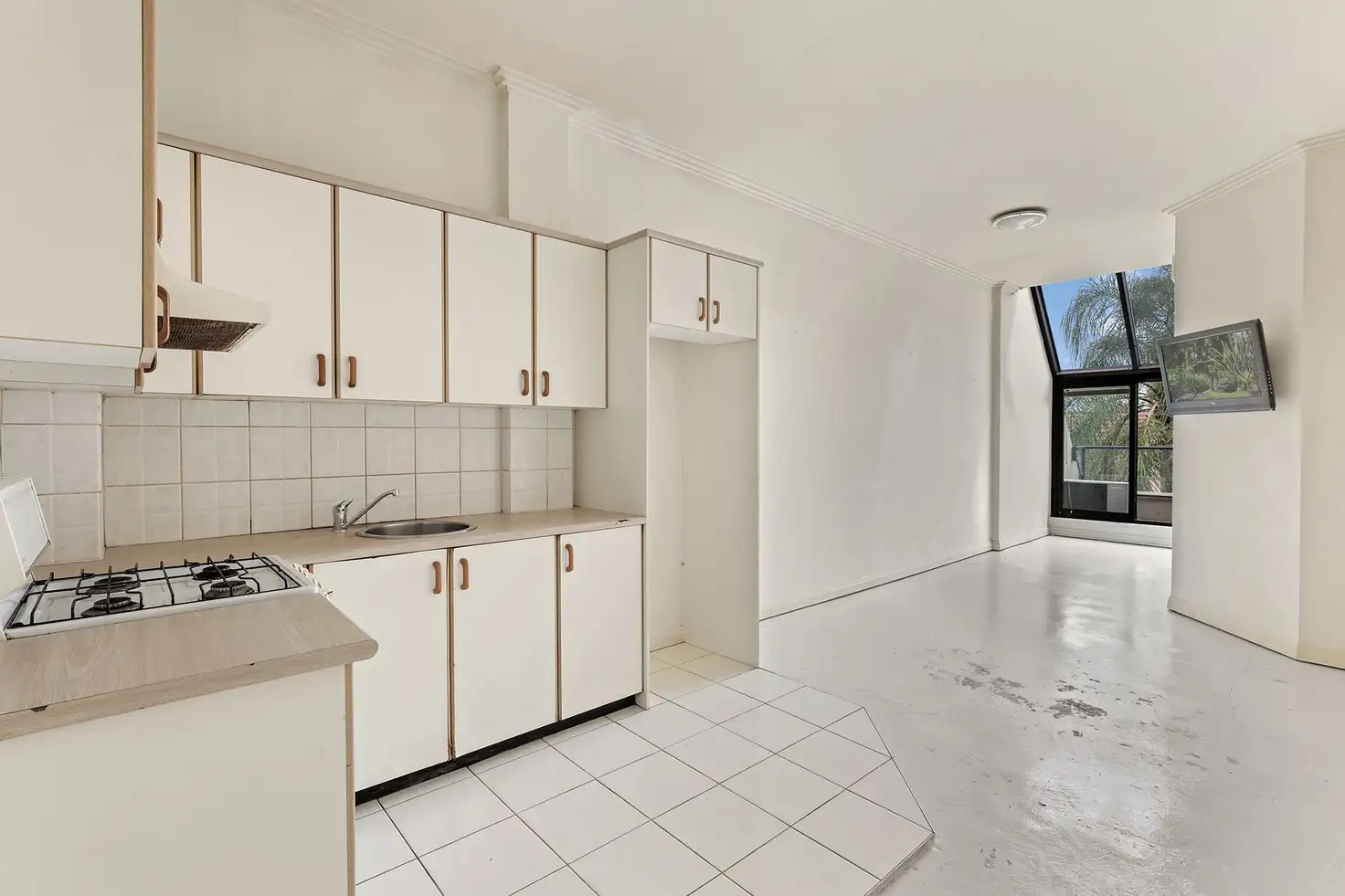 Main view of Homely studio listing, 117/402-420 Pacific Highway, Crows Nest NSW 2065