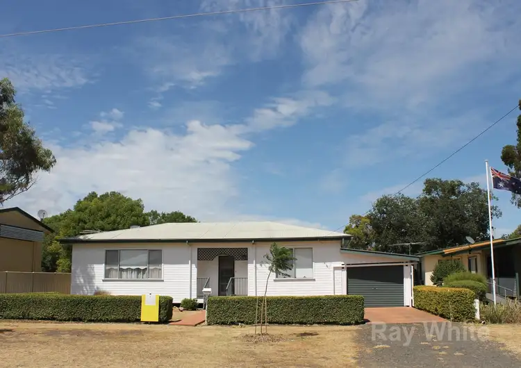110 Bunya Street, Dalby QLD 4405