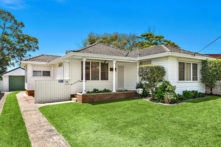 13 Sammat Avenue, Barrack Heights NSW 2528