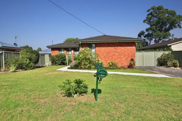 3 Pioneer Place, Nowra NSW 2541