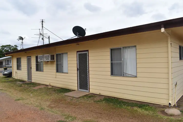 Third view of Homely block of units listing, 1-4/100 Ruby Street, Emerald QLD 4720