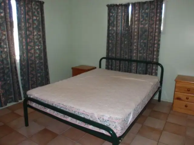Sixth view of Homely block of units listing, 1-4/100 Ruby Street, Emerald QLD 4720