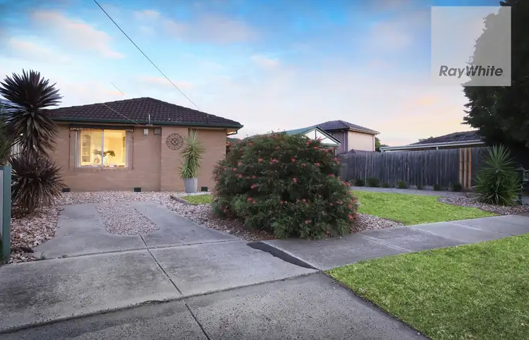 Second view of Homely house listing, 4 Sutton Close, Gladstone Park VIC 3043