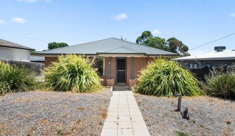 17 Balmoral Street, Kilsyth VIC 3137