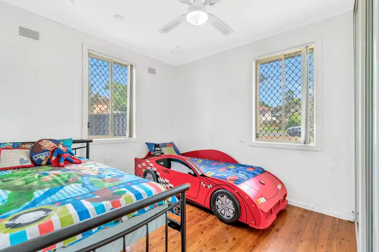 Seventh view of Homely house listing, 6 Leigh Place, Ashcroft NSW 2168