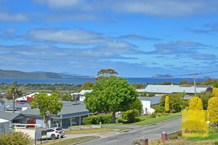 155 Hare Street, Mount Clarence WA 6330