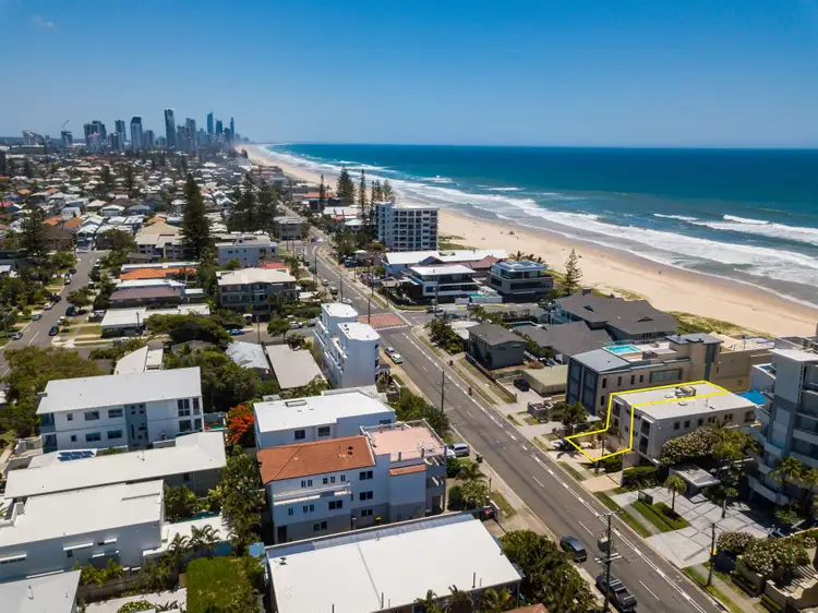 Fifth view of Homely house listing, 1/105A Albatross Avenue, Mermaid Beach QLD 4218