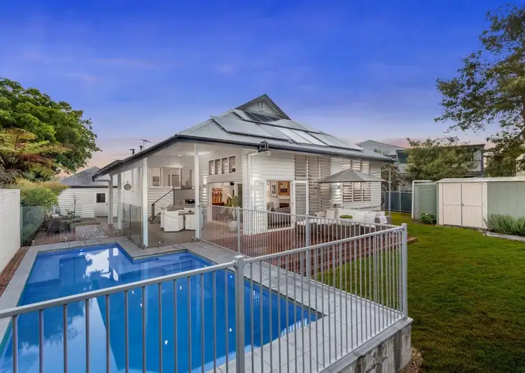 7 Handcroft Street, Wavell Heights QLD 4012