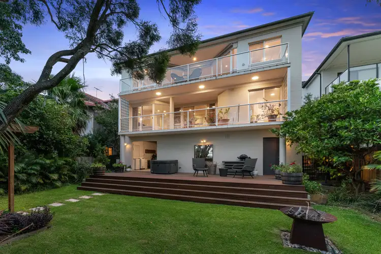 7b Weetalibah Road, Northbridge NSW 2063