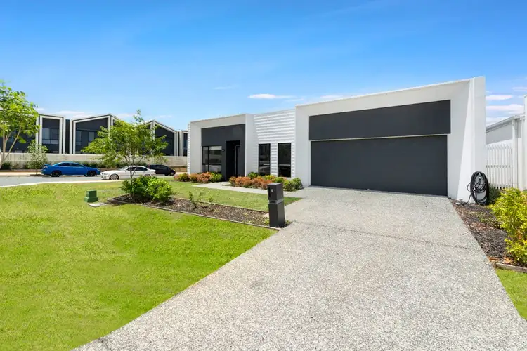2 Summit Place, Pimpama QLD 4209