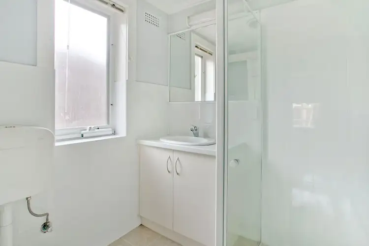 Sixth view of Homely unit listing, 1/10 Finlay Street, Frankston VIC 3199