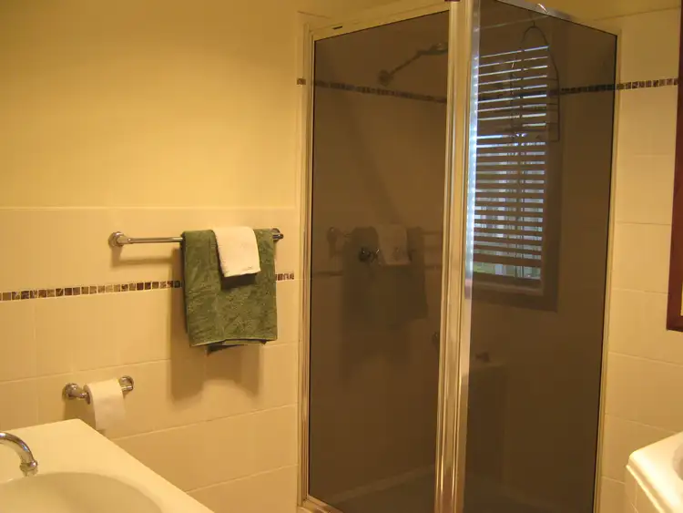 Seventh view of Homely house listing, 88 Queen Street, Oberon NSW 2787