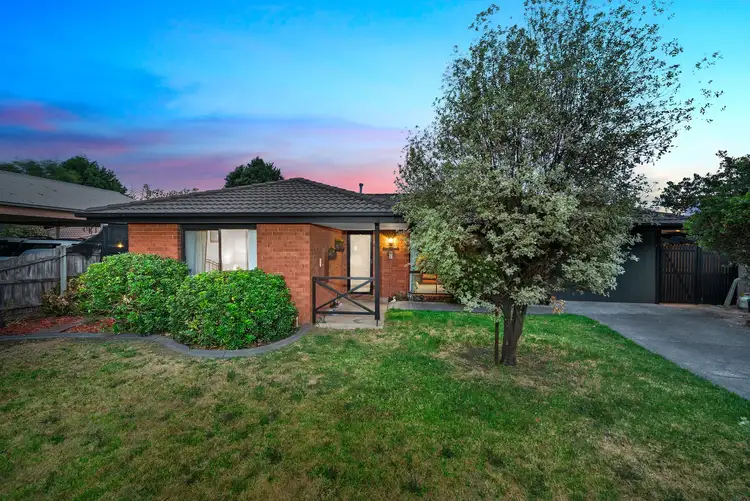 10 Lincoln Avenue, Bayswater VIC 3153